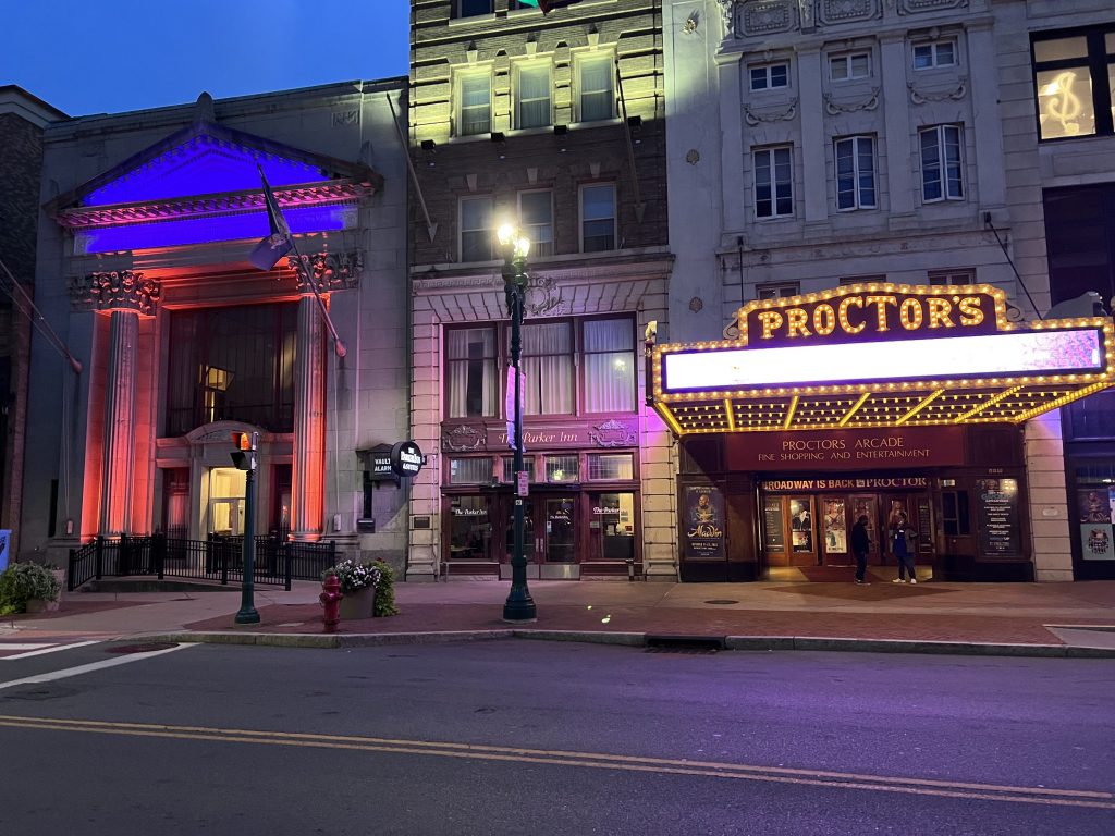 Proctors box outlet office hamilton